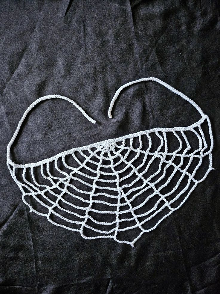 Crochet beautiful dpider web bandana for girls
