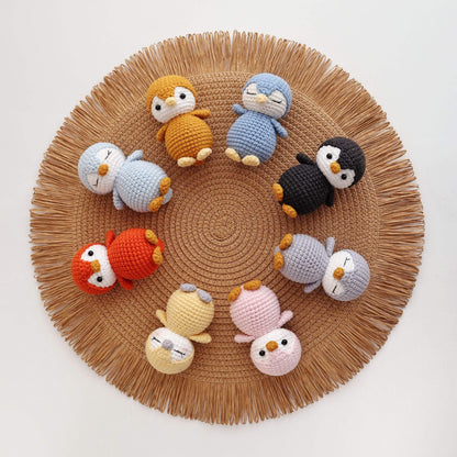 Crochet Mini Penguin Amigurumi Keychain - Eazzy Store