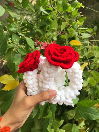 Handmade Crochet Gajra – Floral, Elegant & Long-Lasting